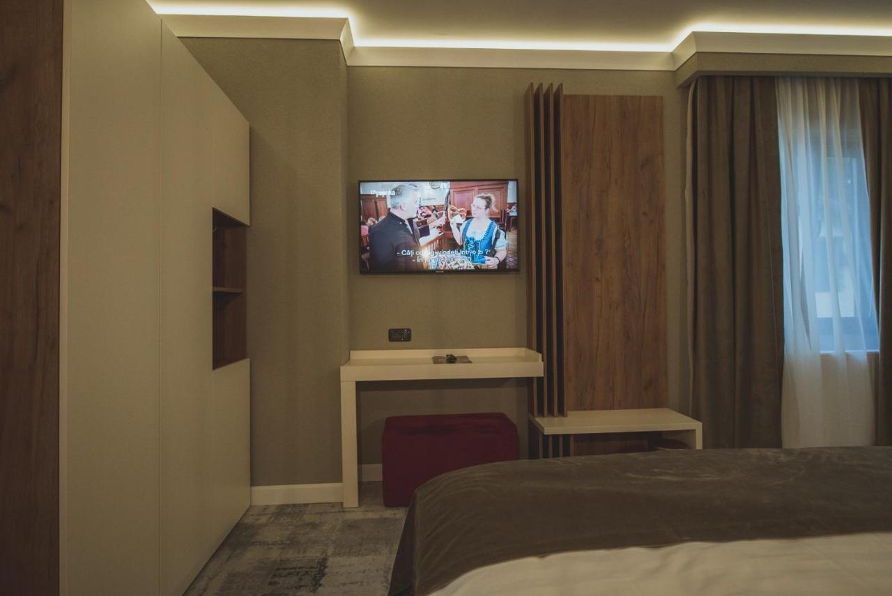Elexus Boutique Hotell Predeal Exteriör bild