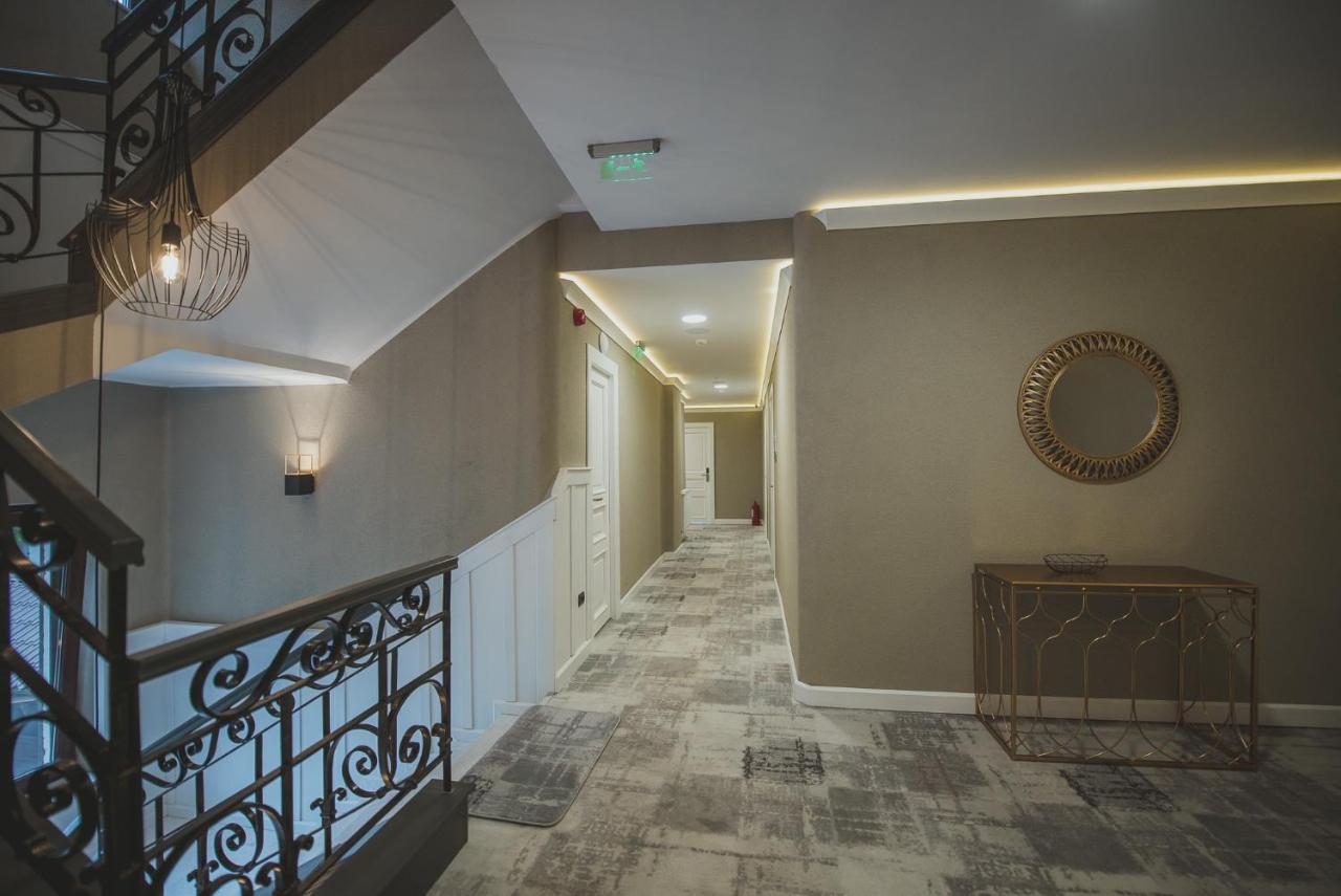 Elexus Boutique Hotell Predeal Exteriör bild