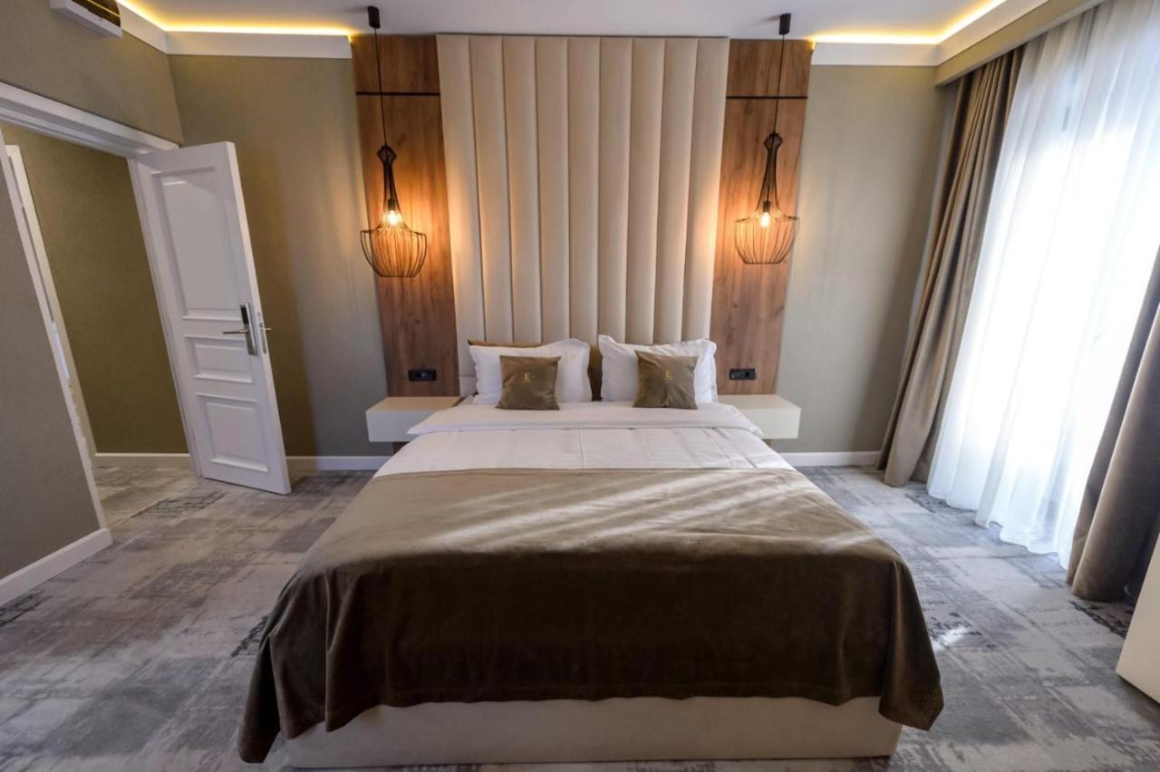 Elexus Boutique Hotell Predeal Exteriör bild